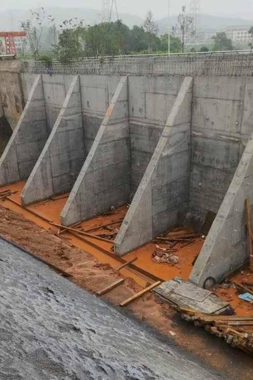 临汾古县锚杆式挡土墙